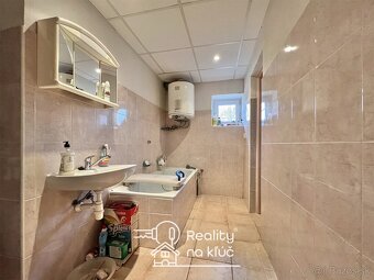 Na predaj rodinný dom s pozemok 1 313m² v Andovciach - 13