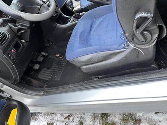 Peugeot 206 1.1 - 13