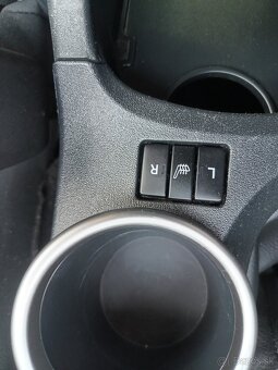Toyota Verso 1.8 V-vti  AUTOMAT 82000 km,navi - 13