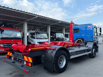 MERCEDES-BENZ AXOR 1824 HÁKOVÝ NOSIČ KONTAJNEROV MEILLER - 13