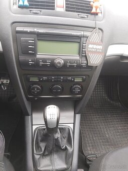 Škoda Octavia Combi 2.0 TDI 4x4 Scout - 13