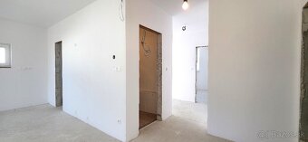 PNORF – skolaudovaný 4i RD, tep. čerpadlo, 561 m2, Krakovany - 13