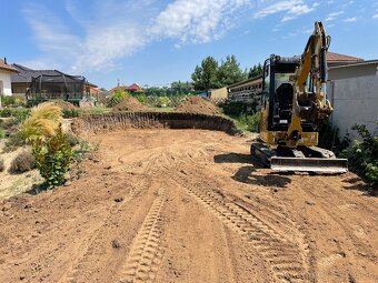 Výkopové a zemné práce - minibáger a dumper/vyklápač - 13