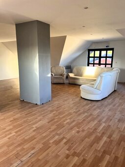 Poschodový rodinný dom (dvojgeneračný) s garážou,obec Rybník - 13