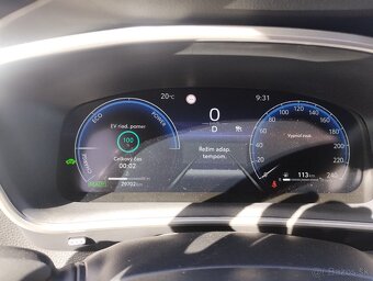Toyota Corolla 2.0 Hybrid e-CVT Executive mozny odpocet DPH - 13