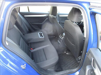 Škoda Octavia 2,0 TDI DSG,1.MAJITEL ČR - DPH - 13