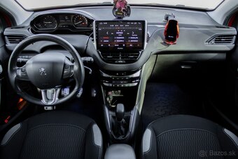 Peugeot 208 1.2i 60kW, M5 / AJ NA SPLÁTKY / PROTIÚČET / - 13