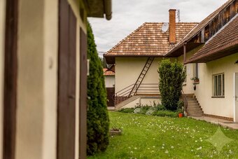Predáme slnečný rodinný dom v tichej lokalite Lovča - 13