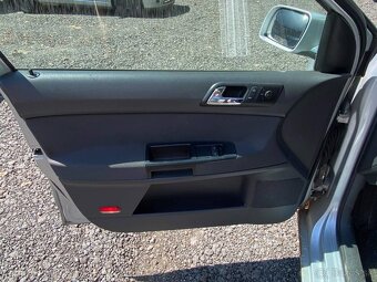 Volkswagen Polo 1.9TDI 74kW klimatizace 2005 ABS - 13