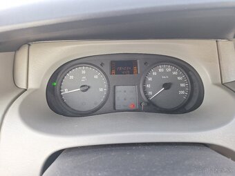 Opel VIVARO 2.0 DIESEL 6 MIESTNY OBYTNÝ - 13