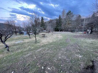 Predam pozemok a dom 1200m2 - 13