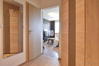 Štýlový 2 izbový byt s loggiou, kompletná rekonštrukcia - 13
