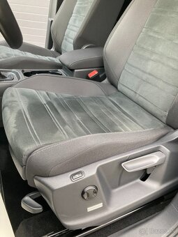 Volkswagen Touran 2.0 TDI DSG - 13