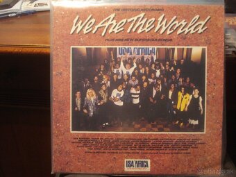 LP M.MANN HACKETT EMERSON LAKE H.PIE B.HALEY DENVER B.HOLLY - 13