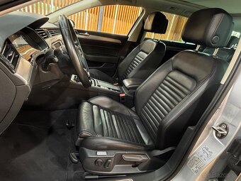 Volkswagen Passat Variant 2.0 TDI BMT Highline DSG - 13