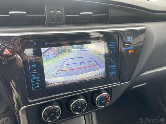 Toyota Corolla 1.6i 97kw, r.2019, klima, 1. majitel - 13