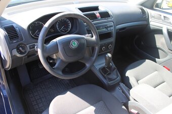 Škoda Octavia 1,6 MPi 75 kW TOUR - 13