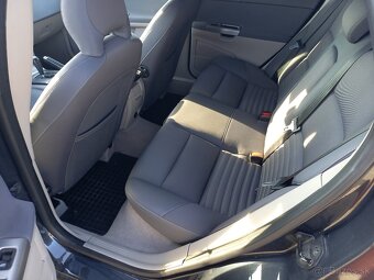 Volvo v50 - 13