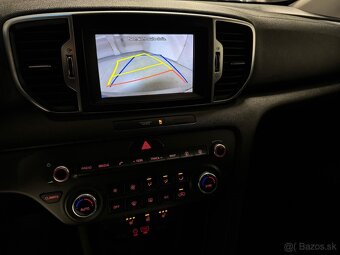 KIA Sportage 1.6 benzín,97KW,2017,SK auto,ťažné zariadenie - 13