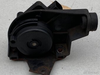 Náhradné diely na Peugeot 406 SW 2.0hdi 80kw RHZ - 13