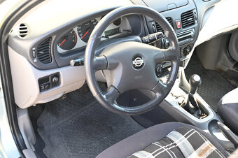 Nissan Almera 1.8 benzín r.v. 2001 - 13