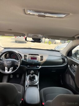 Kia SPORTAGE 2.0 AWD - 13