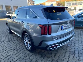 Kia Sorento 2.2 CRDi Platinum AWD, 142kW, A8 - 13