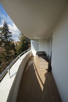 Luxusný 4i-byt s vnútorným parkovaním novostavba / Centrum - 13