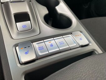 Hyundai Kona Electric 100kW Select 40kWh  FABRICKÁ ZÁRUKA - 13
