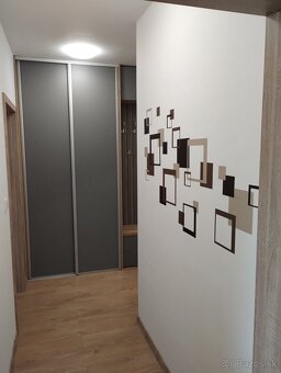 Prenájom 2-izbovy byt s park. miestom - 13