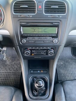 Volkswagen Golf VI 2.0TDI Variant Panoráma,Bi-LED - 13