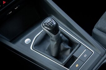 Volkswagen Golf 2.0 TDI 85kW Life - 13