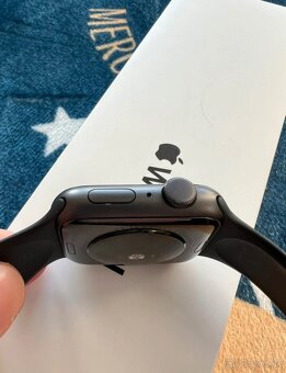 Apple Watch SE (2020) 44mm - 13
