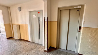 EKLUZÍVNE 2-izb byt s loggiou- Trenčín, ul. Saratovská - 13