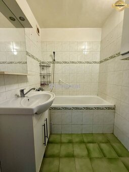 EXKLUZÍVNE - Veľký 3i byt vhodný na rekonštruk., ul. Hlboká - 13
