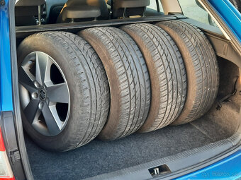 Škoda Octavia Kombi 1,6 TDi - 13
