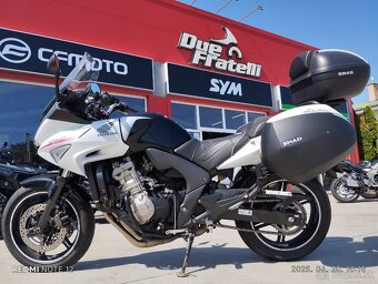 Honda CBF600F - 13