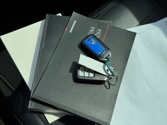 Honda CR-V 2.0 VTEC Turbo Executive 4WD CVT - 13