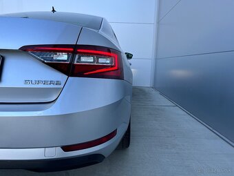Škoda superb 3 2.0 110kw 6 st automat - 13