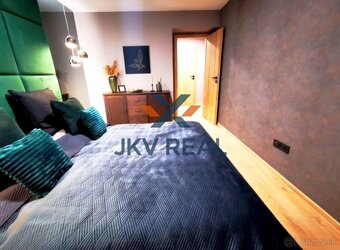 Nadherný luxusný 2 a pol izbový byt na prenájom v centre Pri - 13