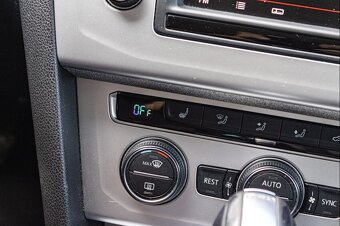 Volkswagen Passat DSG 1,6 TDI 88kW / Masáž / LED svetlá / - 13