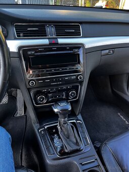 Škoda Superb 2 2.0 TDI 103 kW 2012 DSG - 13