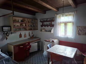 CHALUPA NA MYJAVSKÝCH KOPANICIACH - 13