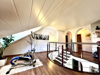 Reality KOMPLEX s.r.o. ponúka na PREDAJ zrekonštruovaný 5 iz - 13