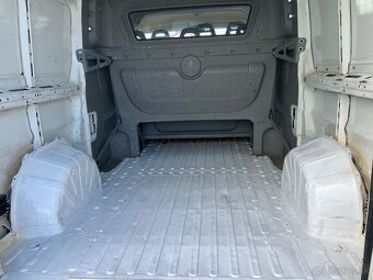 Peugeot Boxer 2.2HDI Minibus 6-miestne - 13