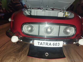 Tatra 603 1:8 deagostini - 13