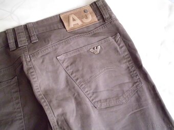 Armani  pánske rifl. nohavice  s elastanom   XL 38/34 - 13