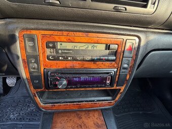 Volkswagen Passat 1,9tdi 96kw HIGHLINE - 13