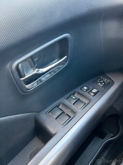Mitsubishi OUTLANDER 2.2 - 13