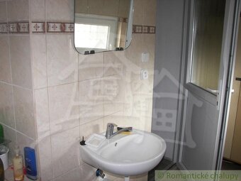 VÝRAZNE ZNÍŽENÁ CENA Kamenná chalupa na lazoch pri Ábelov - 13